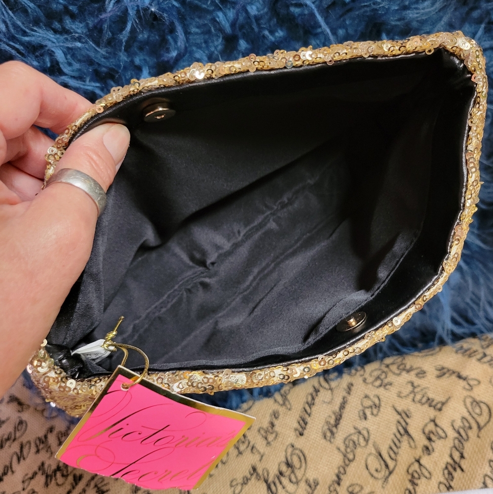 Victoria’s Secret gold sequin cosmetic bag - Picture 7 of 10